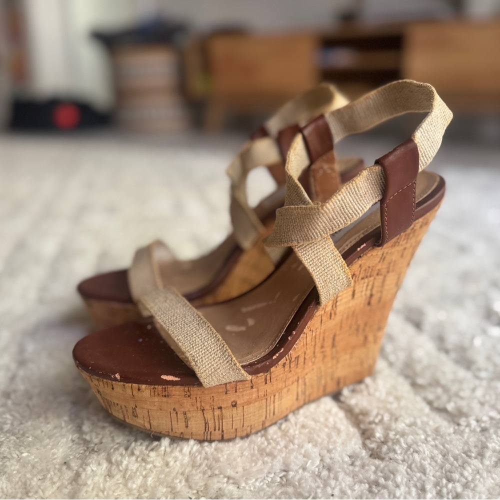 Stylish Tan and Brown Steve Madden Wedge Sandals